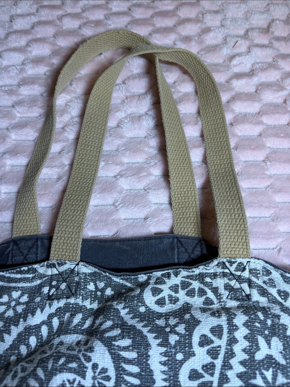 100% Cotton Handmade Gray & White Tote with Gold Logo - Picture 11 of 14